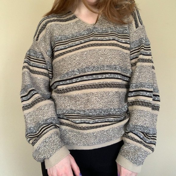 Patterned Crewneck/Sweater - Picture 1 of 7